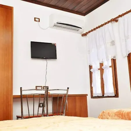 Old Town Hava Baci Gæstehus