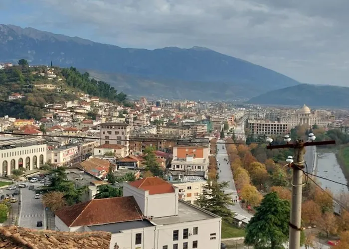 Old Town Hava Baci Берат