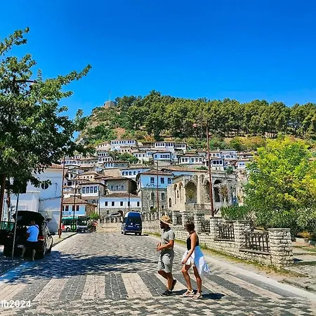 Old Town Hava Baci בית הארחה 3*