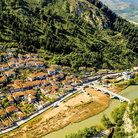 Old Town Hava Baci بيت ضيافة 3*