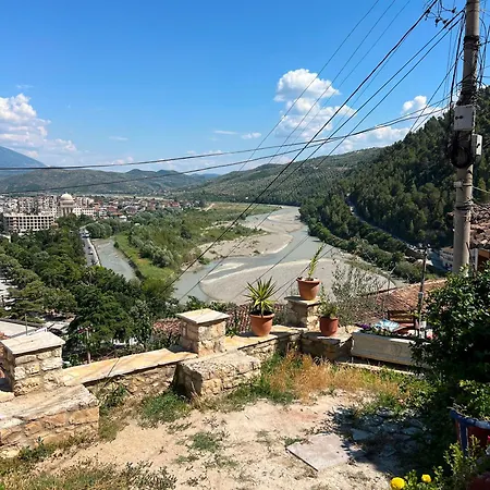 בית הארחה Old Town Hava Baci