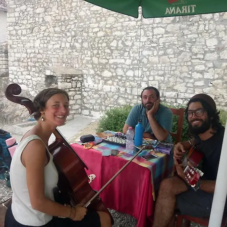 Old Town Hava Baci